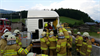 Feuerwehrübung mit Rotem Kreuz LKW-Unfall [001]